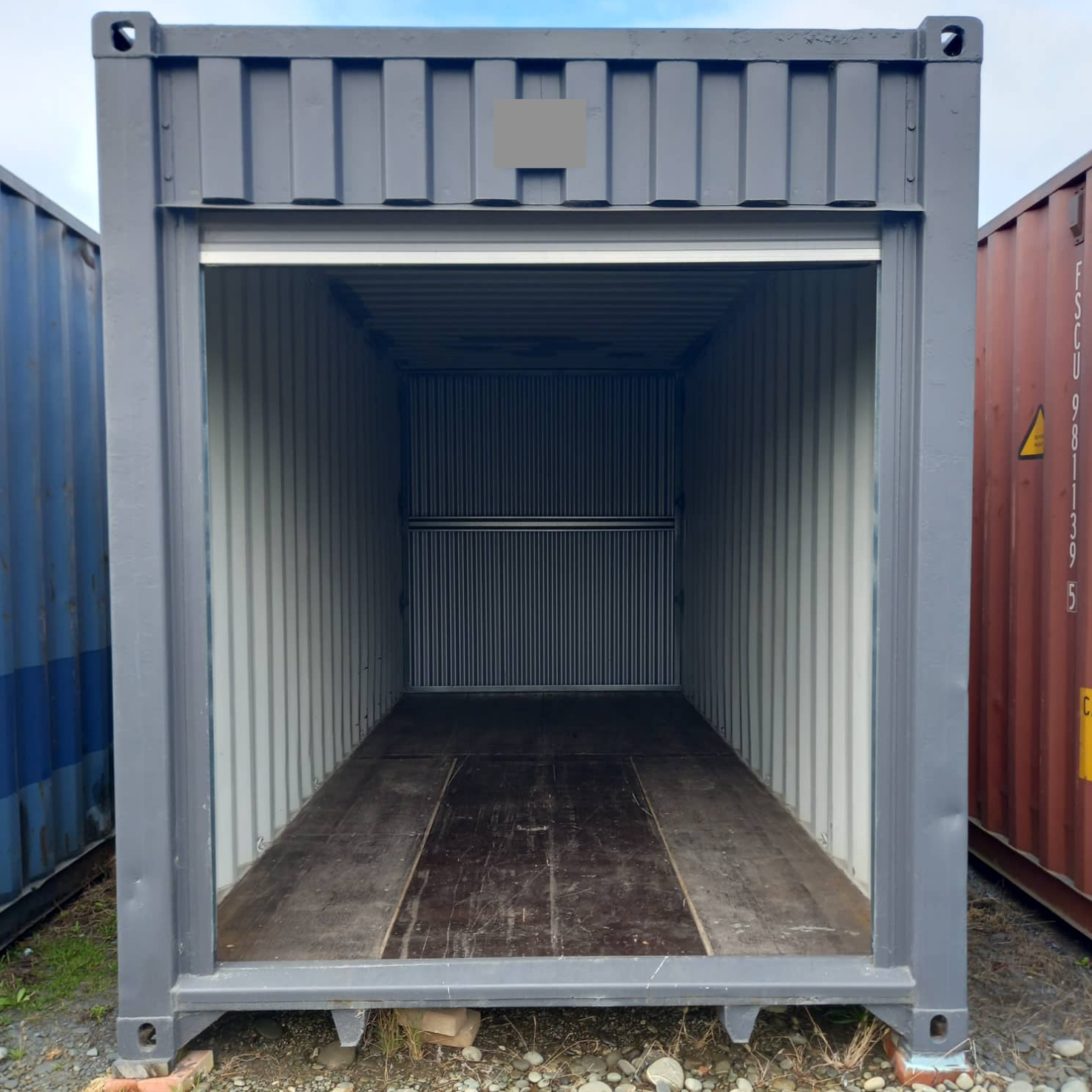 2.34 x 6 Container w/ Roller Image